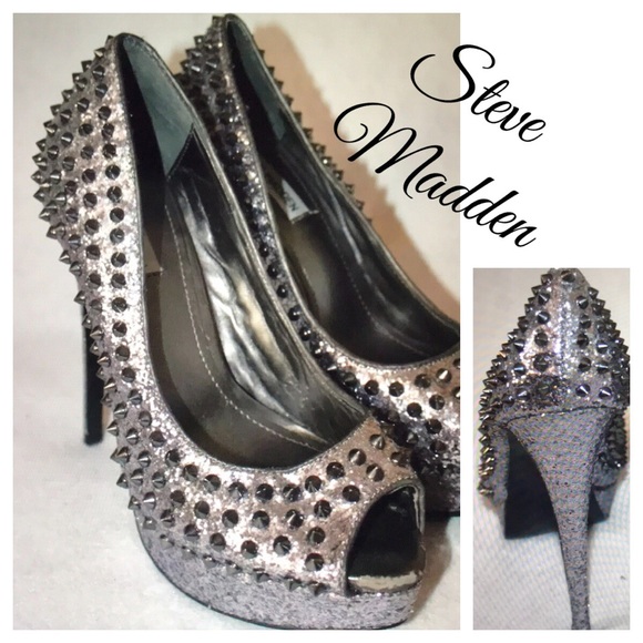 Steve Madden Shoes - Steve Madden Gray Spike Glitter Heels Size 6